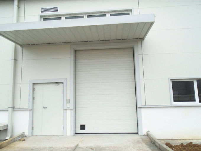 220V-240V автоматические промышленные надземные двери, изолированные секционные двери гаража