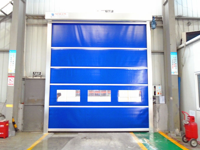 Прочные высокоскоростные промышленные внешние двери с польностью прозрачным окном PVC 1.5mm